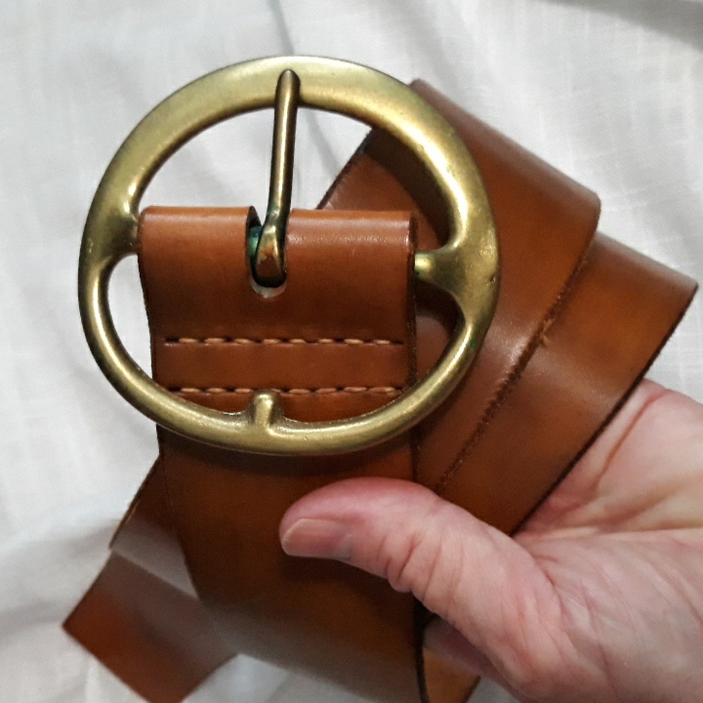 Santigo Square Burlington Vermont made womensthick brown cowhide belt. 50 inches